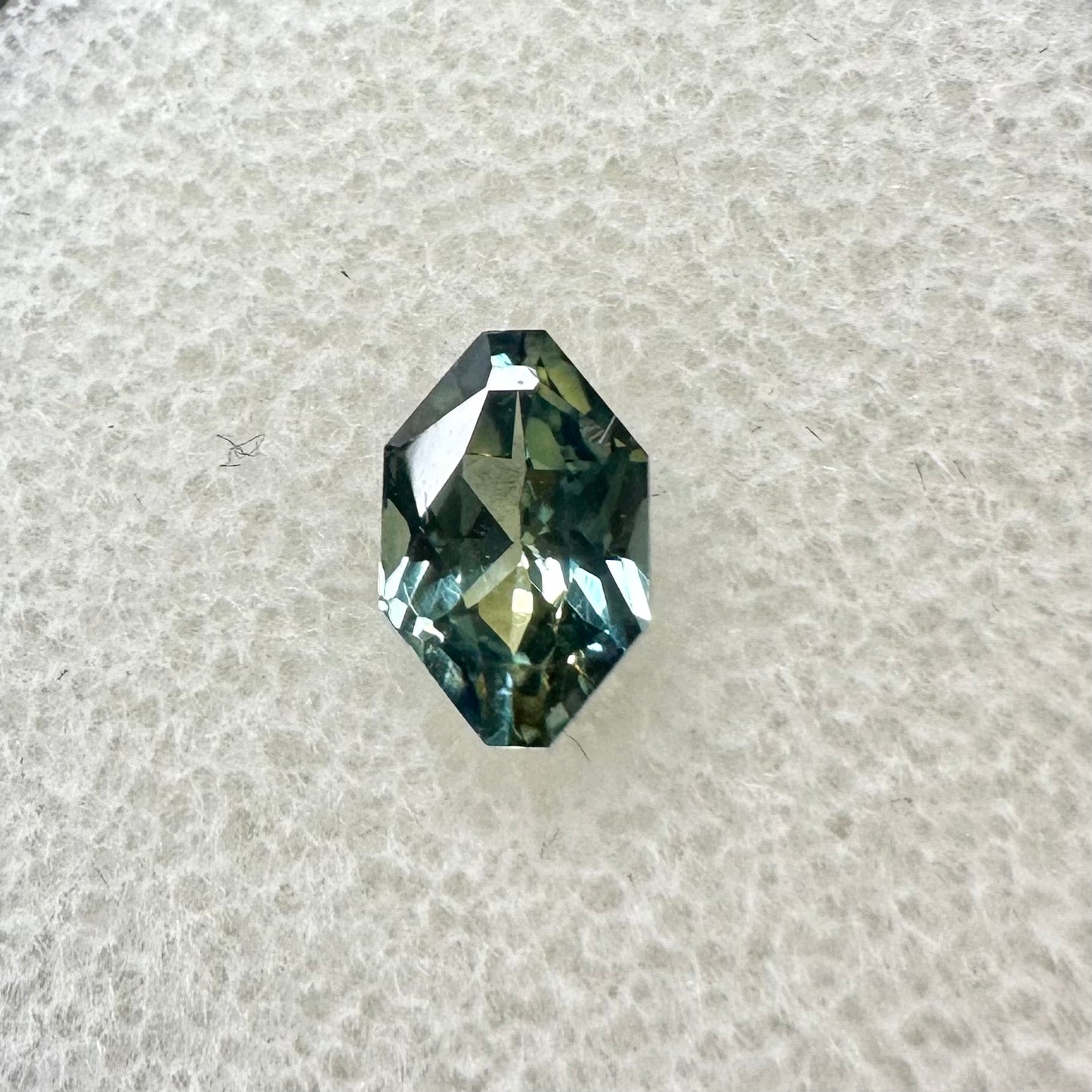 Duchess cut Parti-Color Sapphire 1.43ct