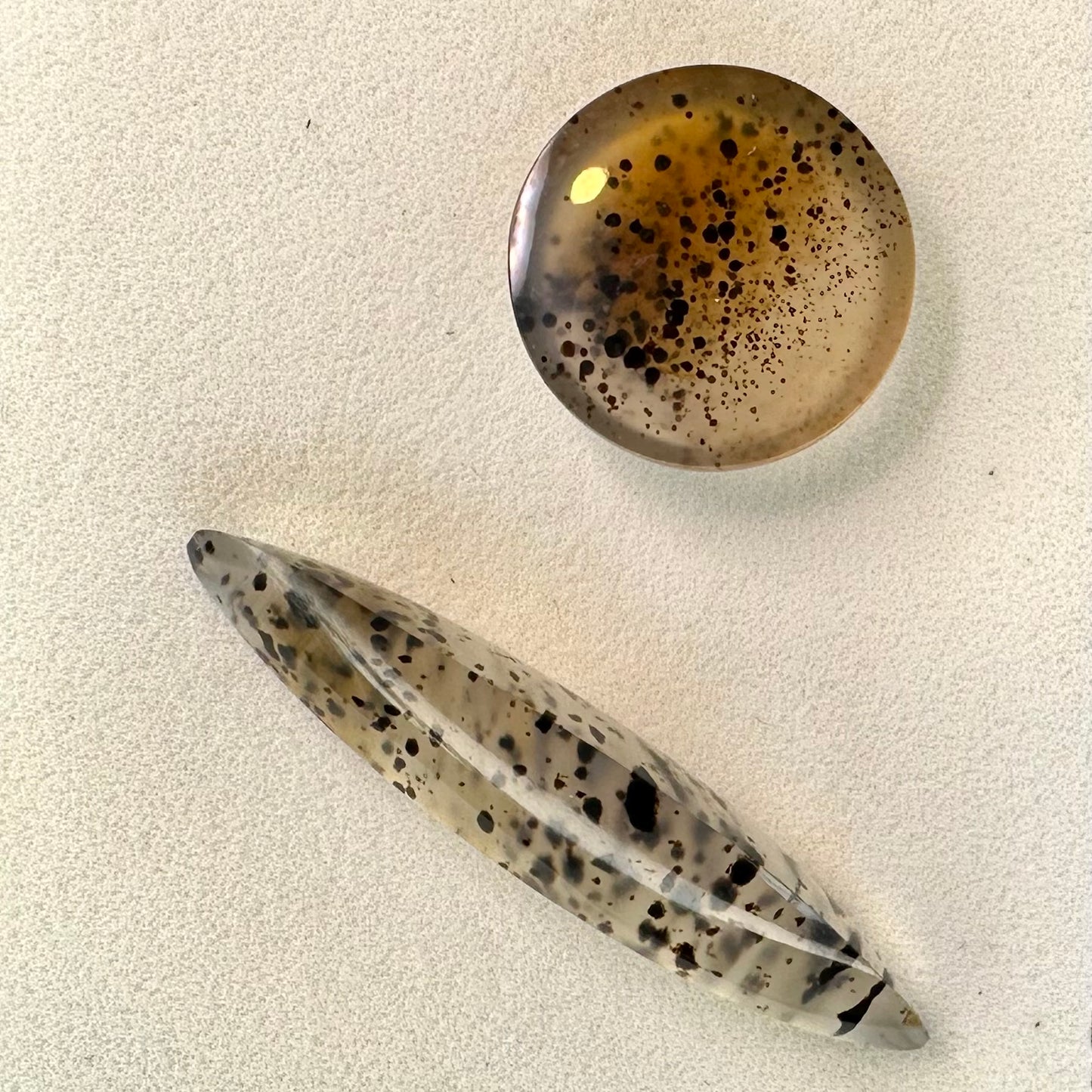 Agate with Hematite set, round and long navette shaped gems