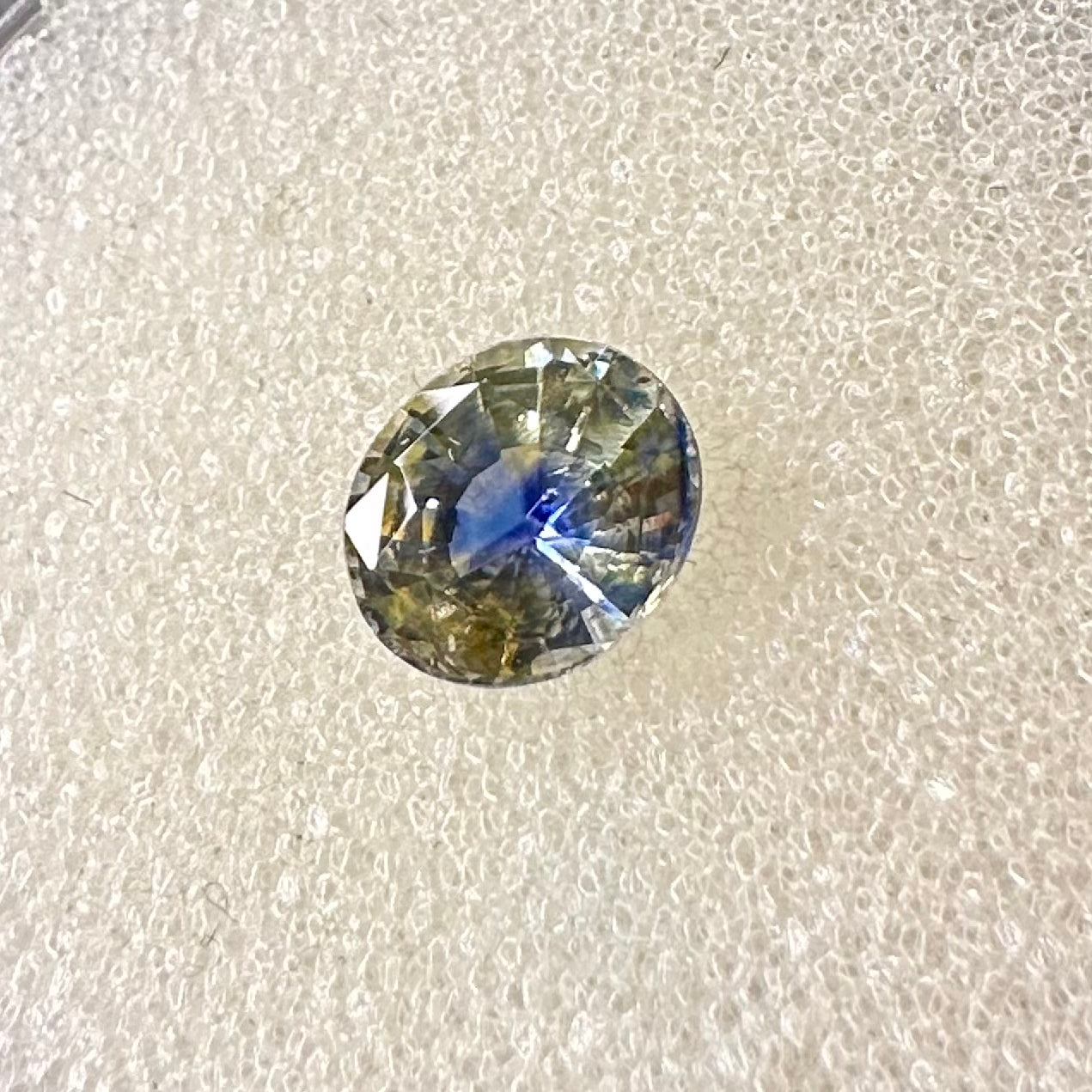 Oval Parti-Color Sapphire 1.54ct