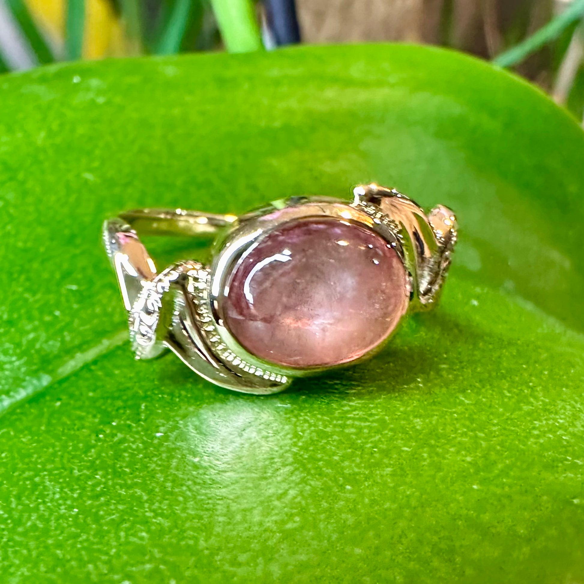 Vintage rose 2025 quartz ring
