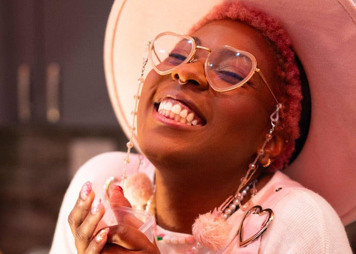 Miracle, a sapphire mining party guest, shares her experience of the mining party at Glitter and Gold Studio.